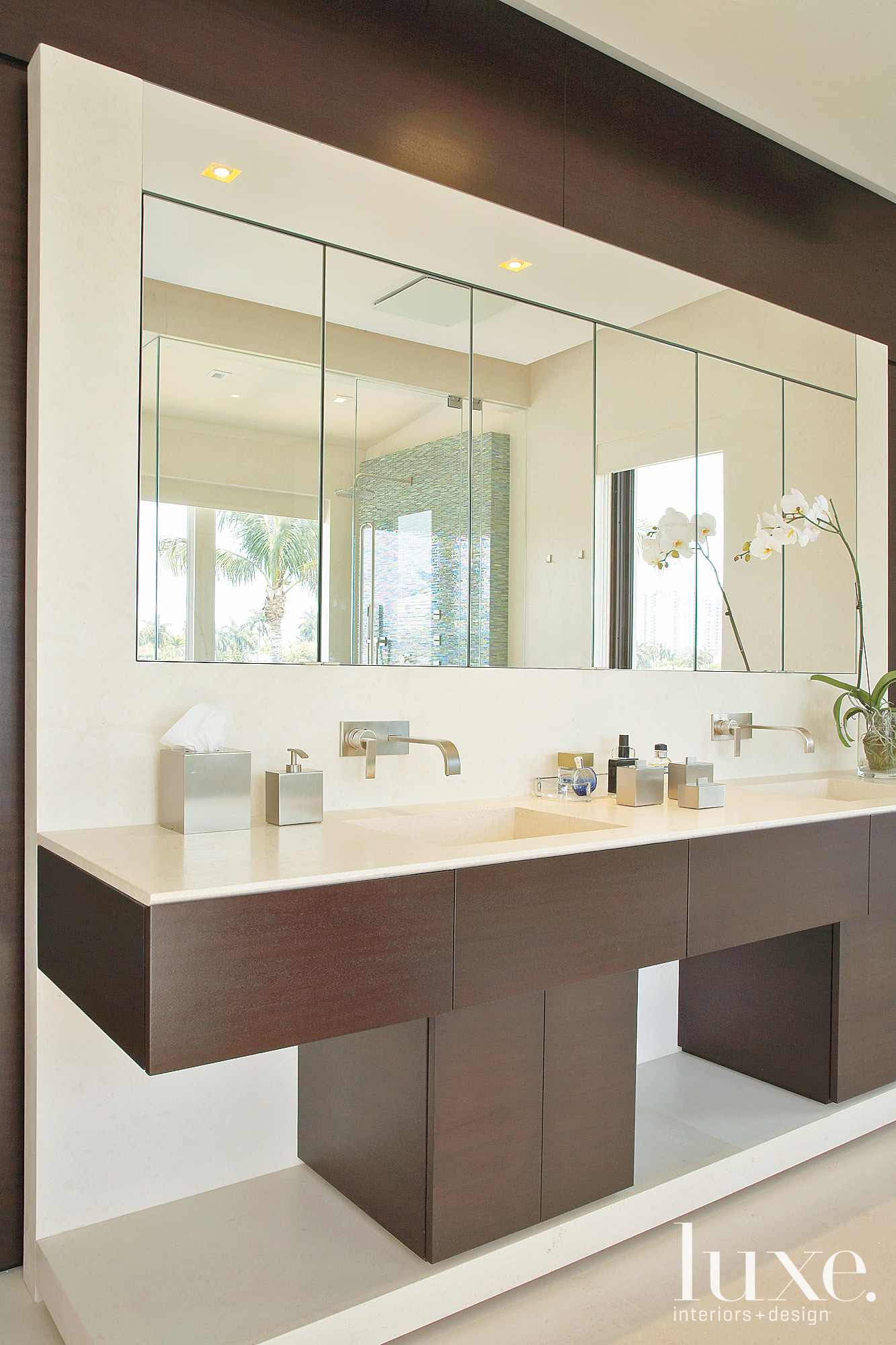 bathroom with limestone counters