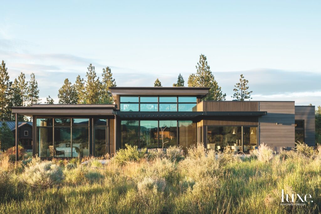 An Oregon Home Becomes One With The High Desert