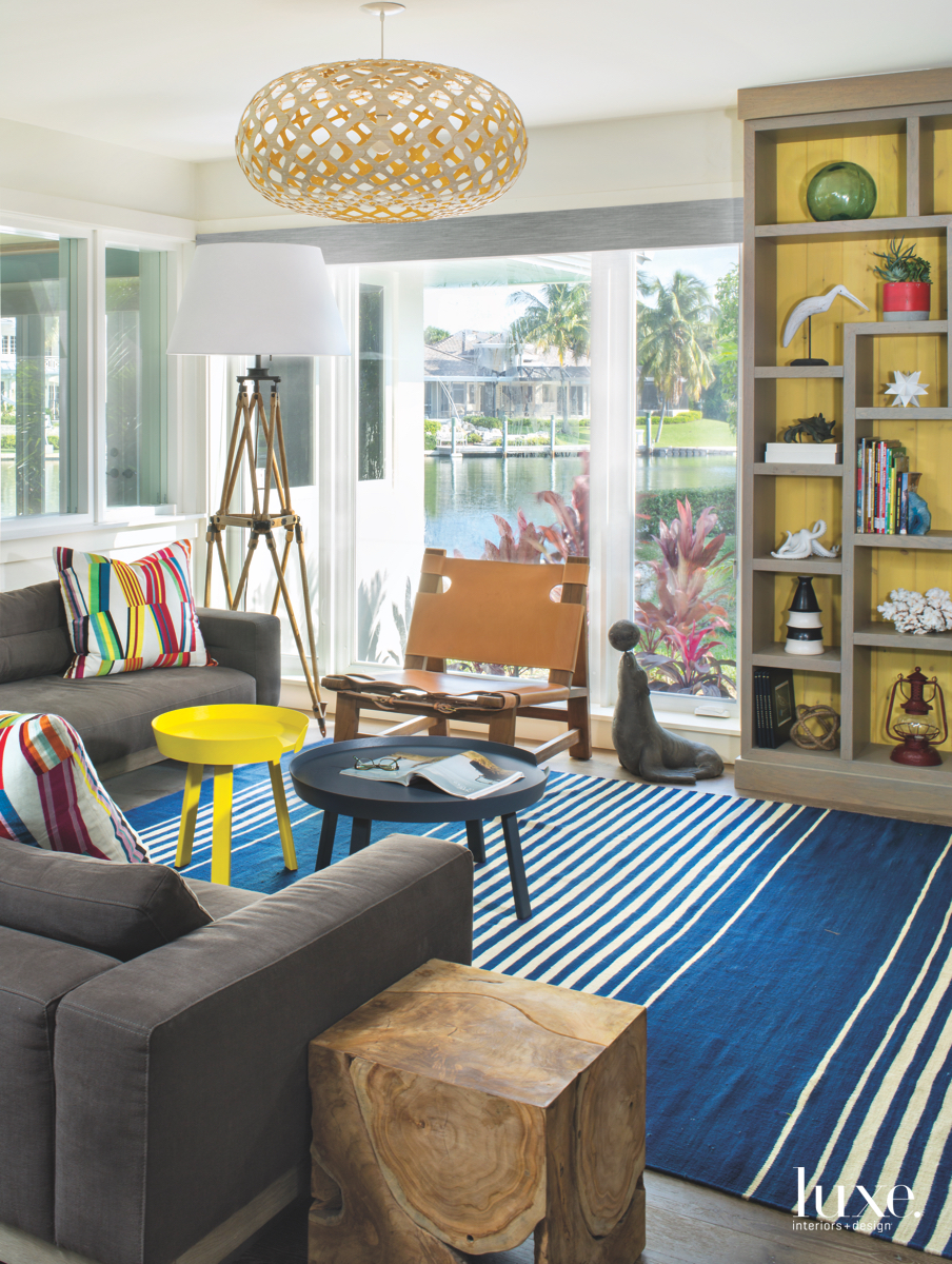 modern living room blue rug...