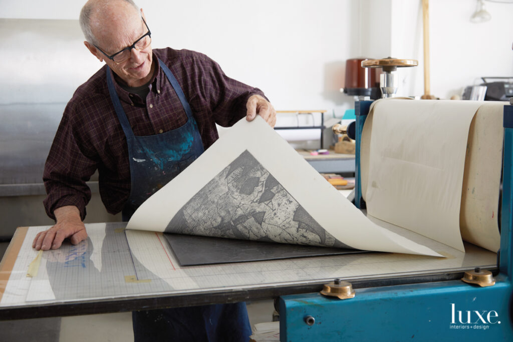 A Master Arizona Printmaker Turns Aluminum Into Art