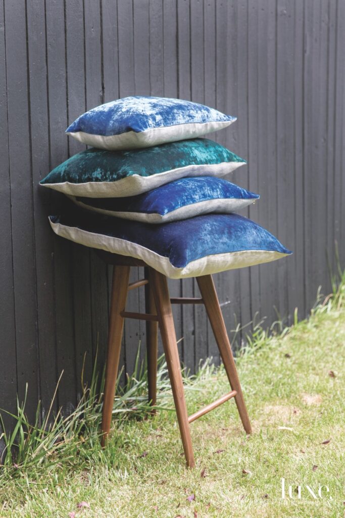 Edie Ure’s Plant-Dyed Pillows Bring the Outdoors In