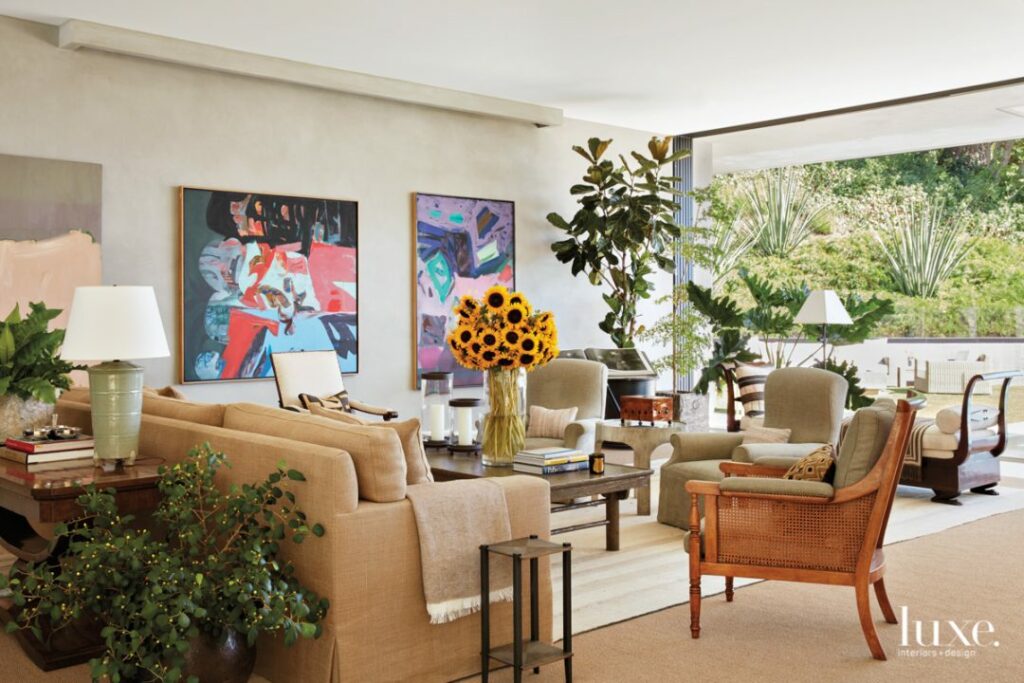 A Move West Inspires An Art-Filled Beverly Hills Home