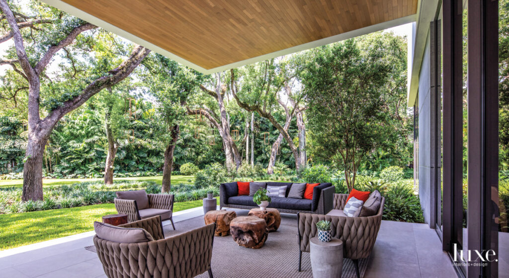 Nestled Among Oak Trees, A Miami Home Is A Modern Haven