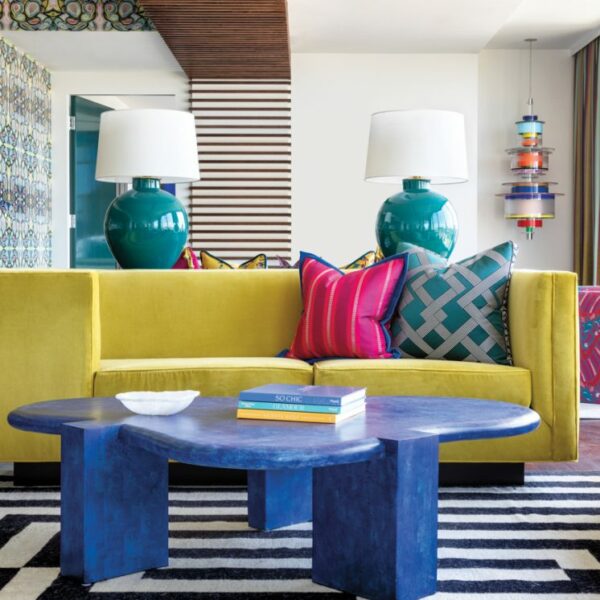 It’s All About Color In This Perfectly Orchestrated Houston High-Rise LX_Texas61_HOM_Umansky_02