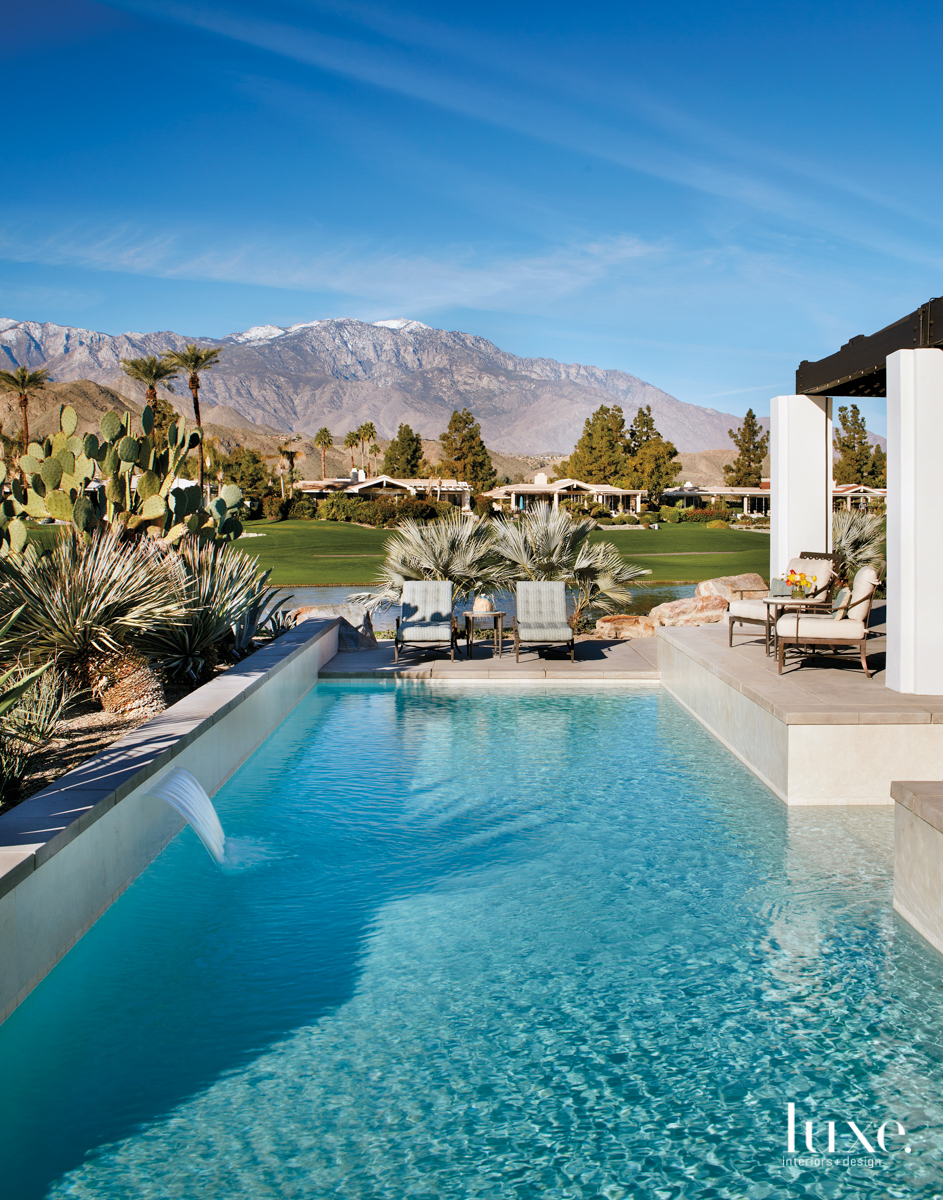Rancho Mirage swimming pool with view of the mountains in the background