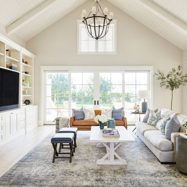 A Fresh Spin On Traditional Style Creates A Homey Phoenix Retreat For A Young Couple The great room’s casual furnishings encourage the family to gather.