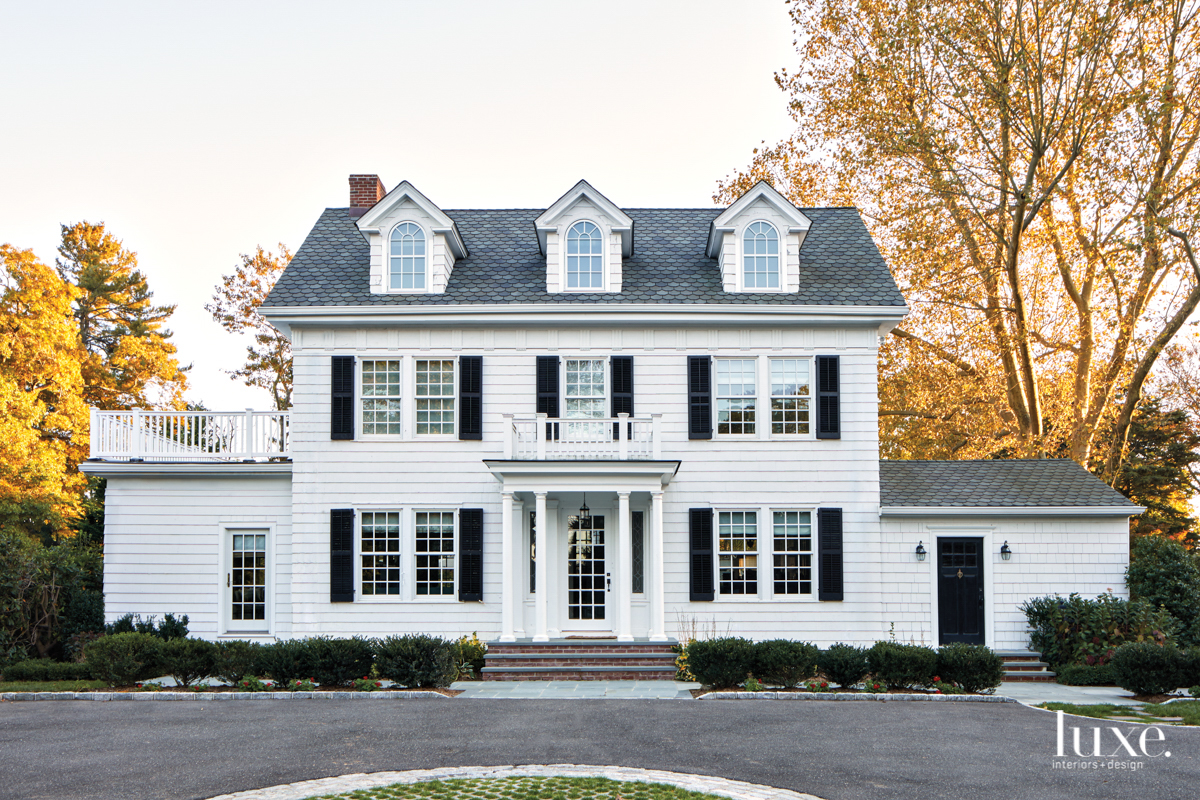 colonial home exterior in glen cove new york