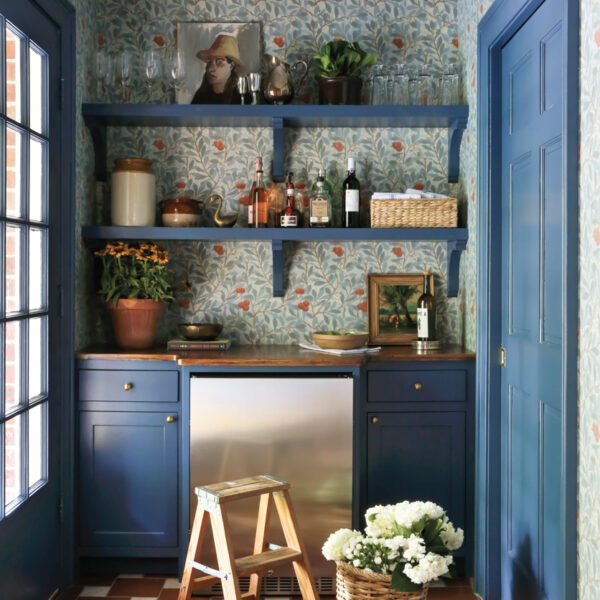 A Design Insta Crush Yields A Soulful Remodel Of A Nashville Home blue dry bar in benjamin moore summer nights