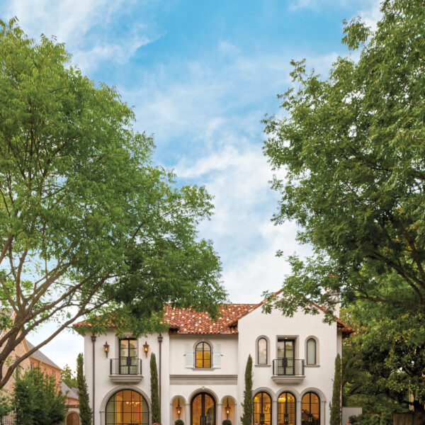Bask In The Glory Of This Glam Dallas Abode All About The Arches