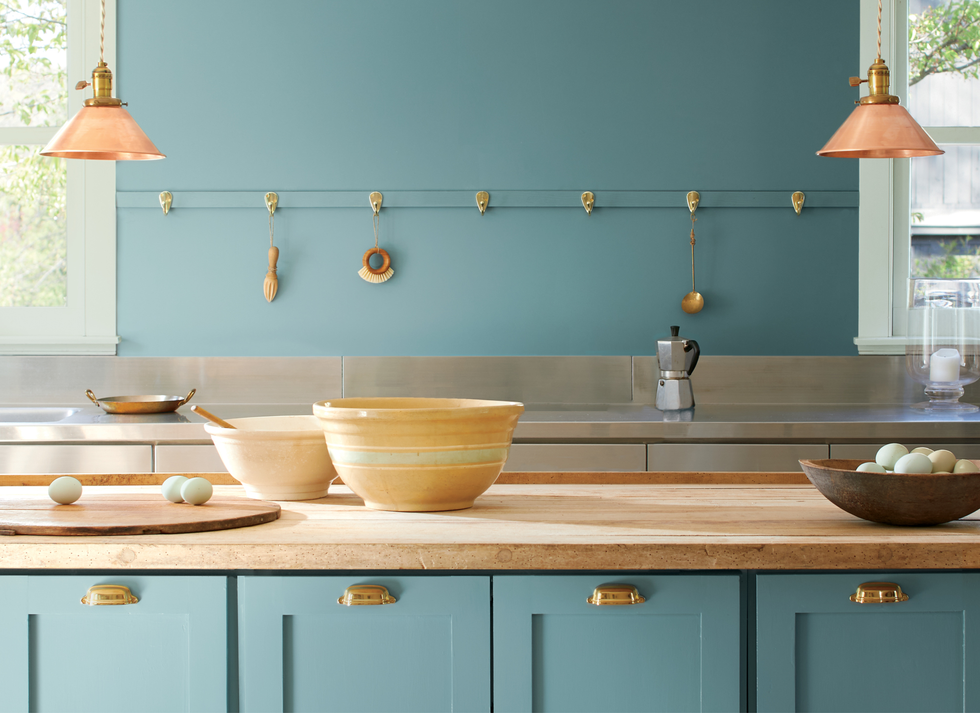 Benjamin Moore Names Their MuchAwaited Color Of The Year Luxe