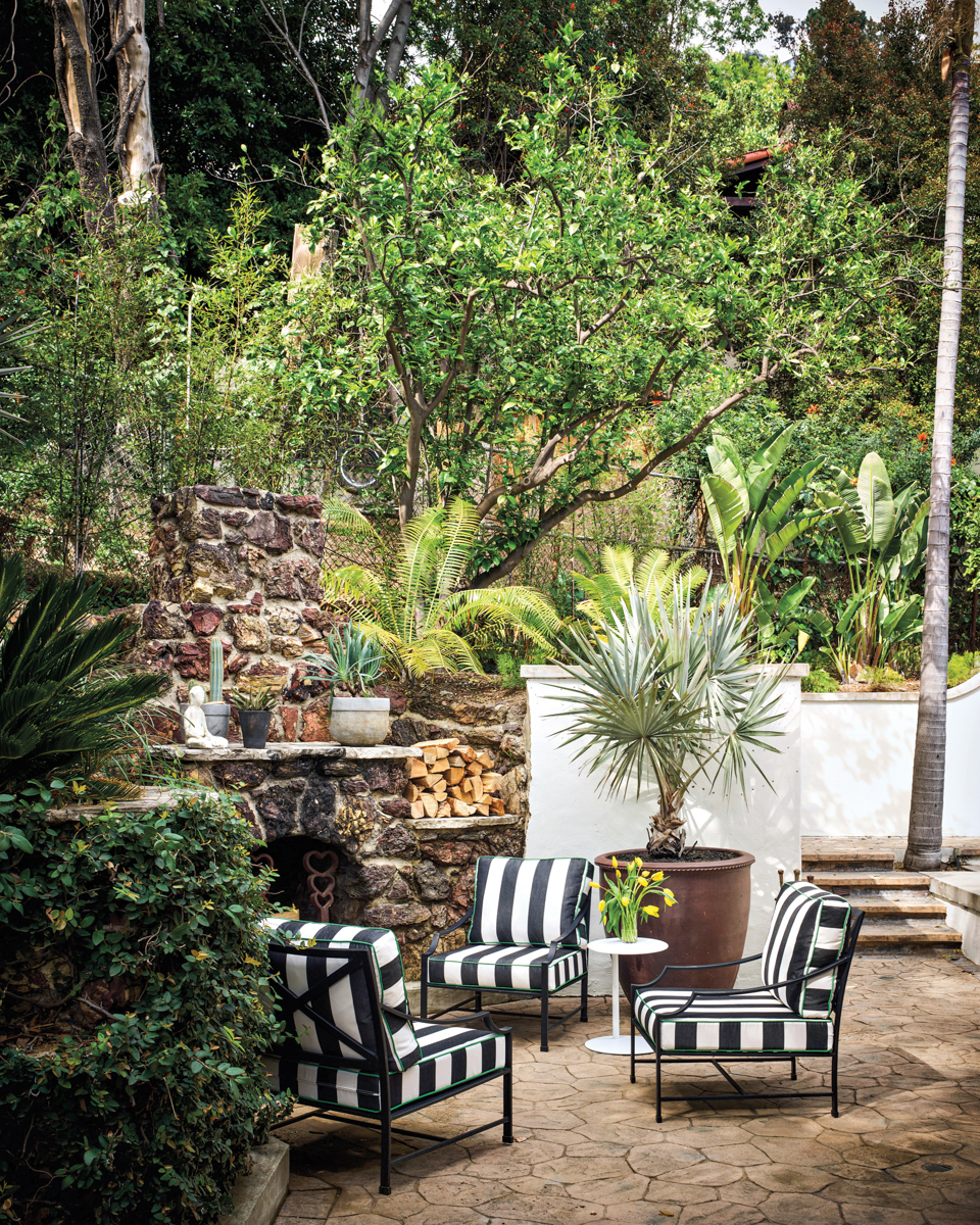 3 Pros Share How To Make Your Outdoor Decor Next-Level