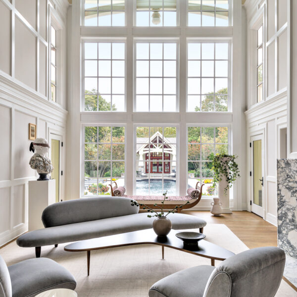 Old English Country Homes Are The Ultimate Inspo For This Hamptons Retreat