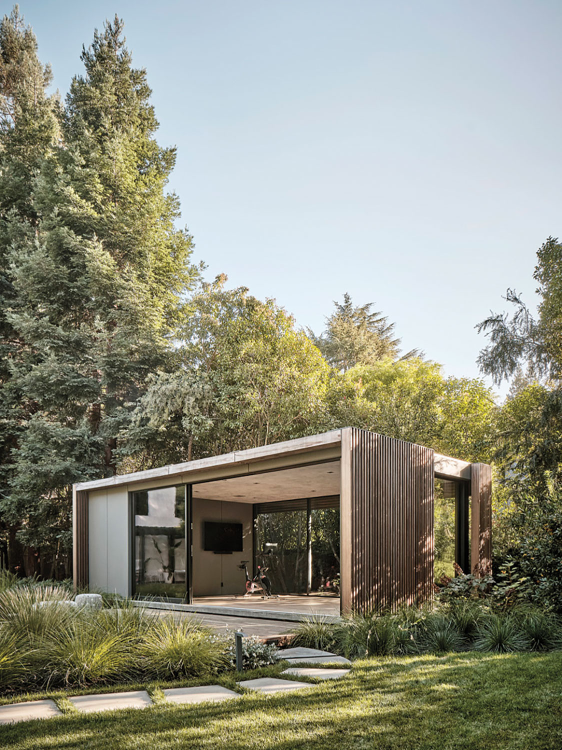 backyard pavilion by Feldman Architecture