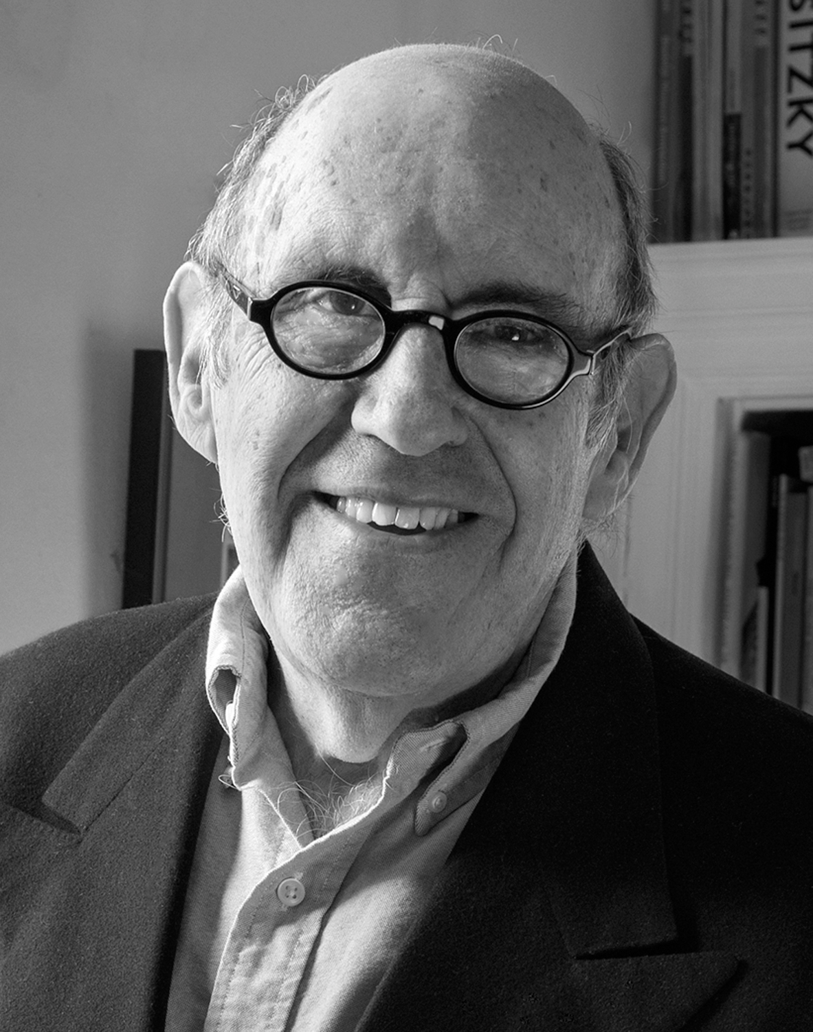 Black-and-white portrait of architect Stuart Cohen