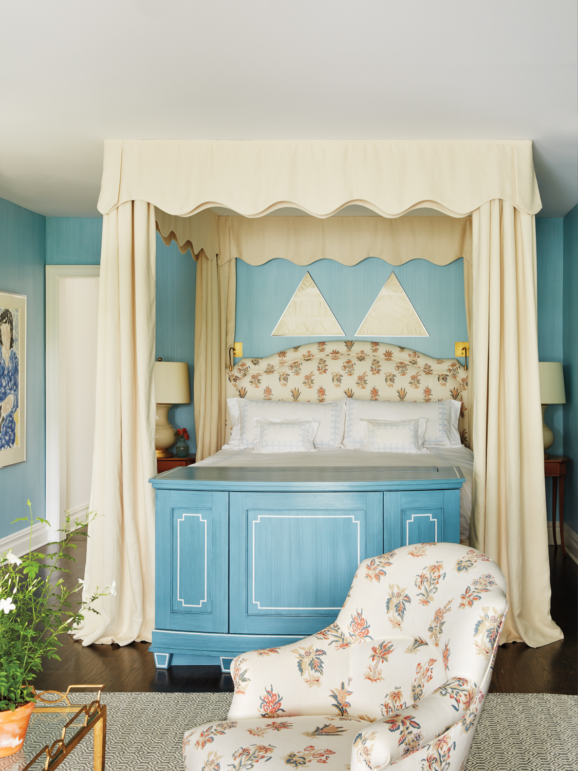 blue bedroom canopy bed