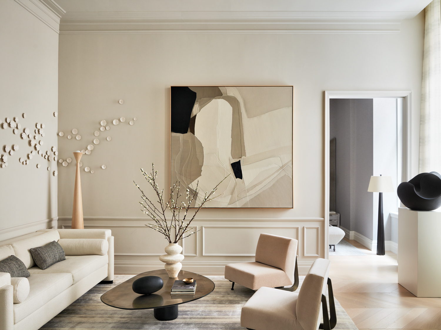 Lean Into The Posh Palette Of Neutrals Of This Tribeca Pied-à-Terre