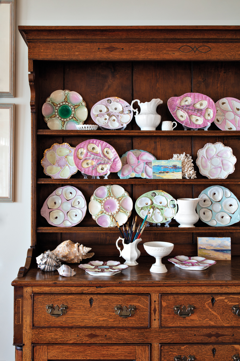 Behind Designer Mally Skok’s Beloved Oyster Plate Collection