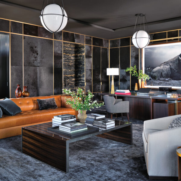 Party Ready: Inside A Chicago Pied-à-Terre With A High Glam Factor