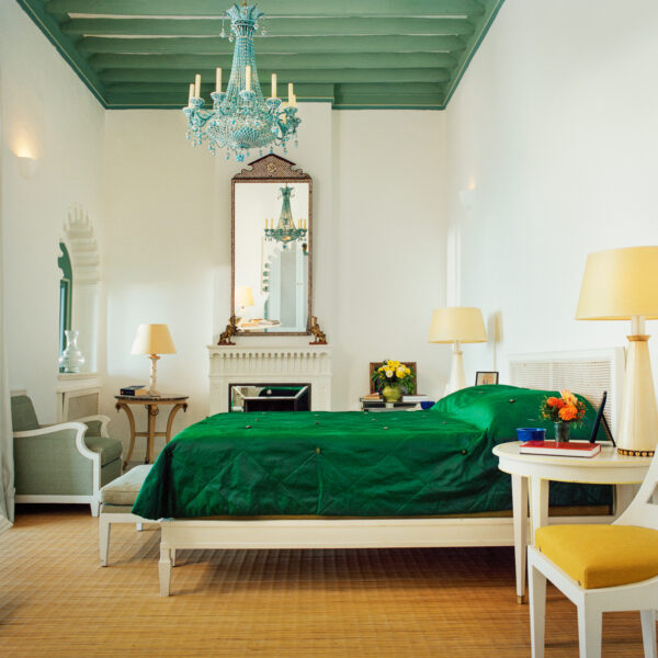 9 Ways To Bring Chic Shades Of Green Into Your Home