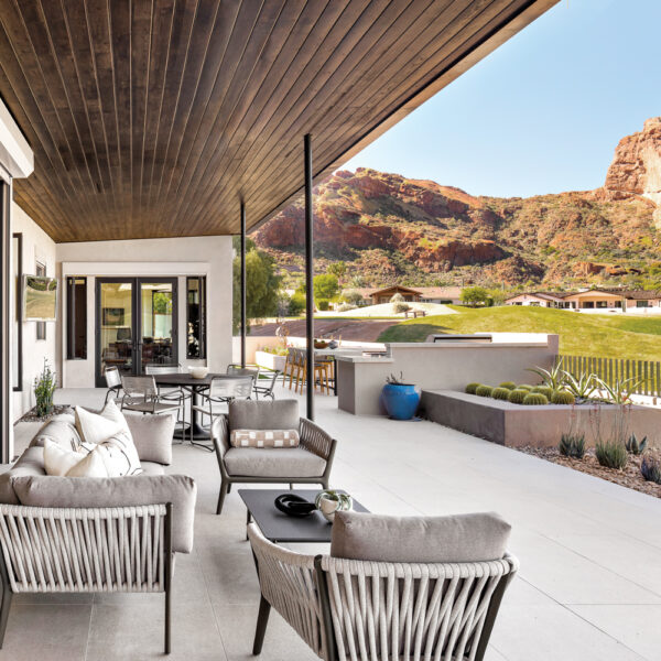 Revel In The Midcentury-Inspired Magic Of This Arizona Home