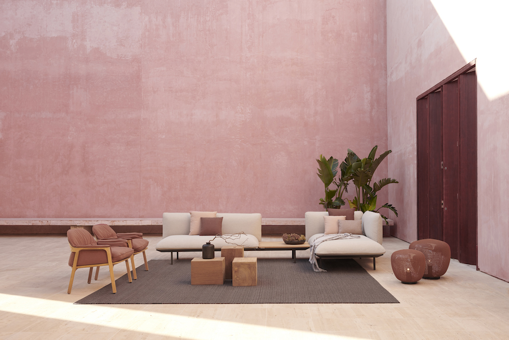 pink outdoor patio with modern white luxury outdoor furniture in Los Angeles, California by Studio 471