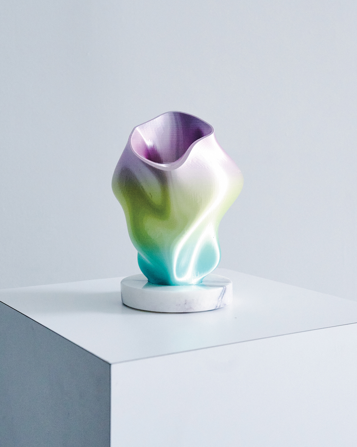 3D-printed Ether marble vase by Kickie Chudikova