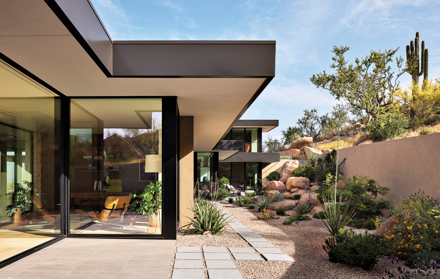 See How This Midcentury Home Embraces The Arizona Desert Landscape
