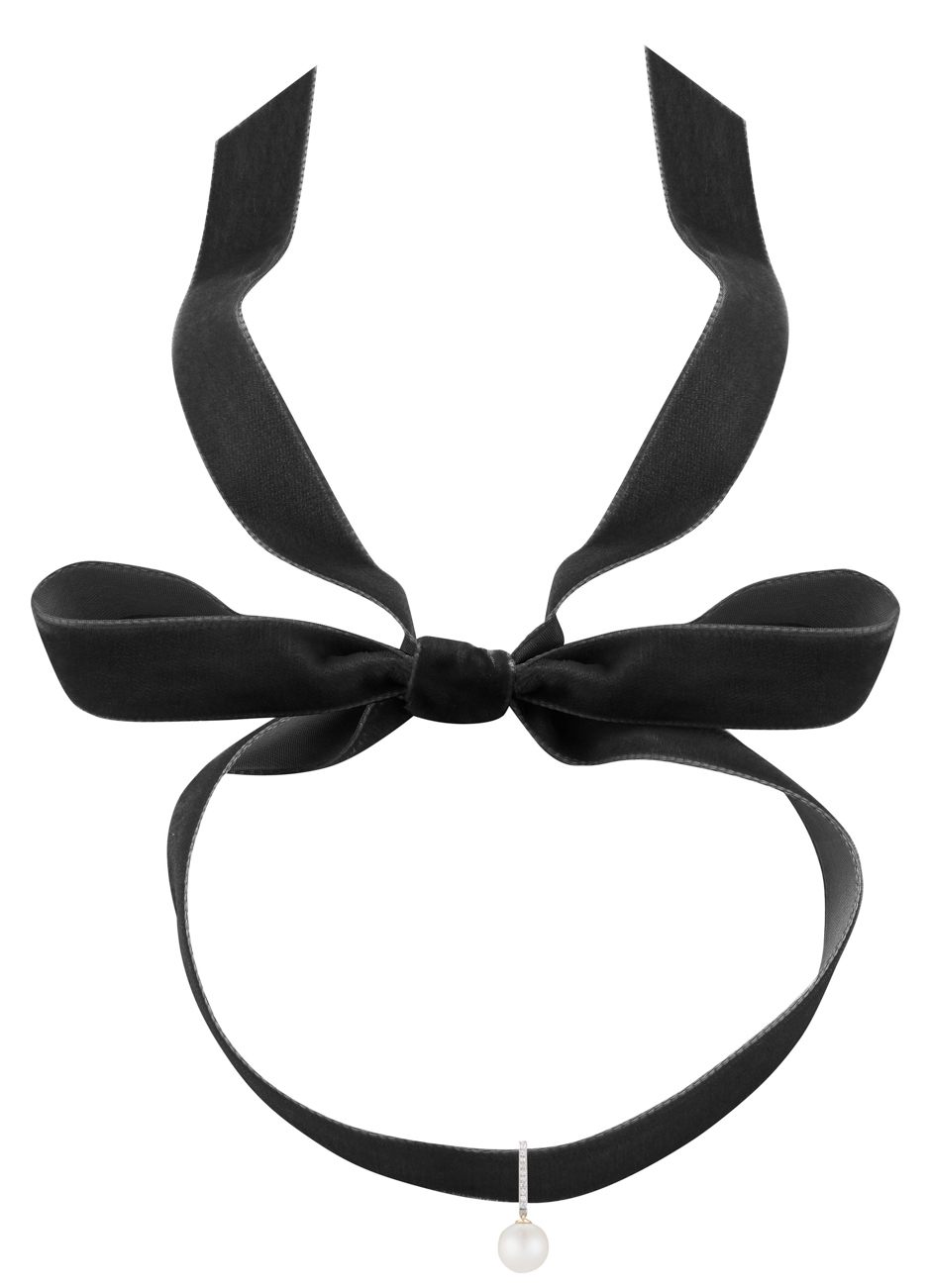 black ribbon and pearl choker suggested by Natasja Sadi