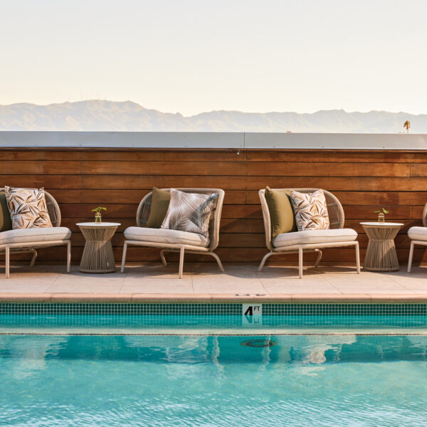 Retro Cool Reigns At This Phoenix Rooftop Lounge And Pool