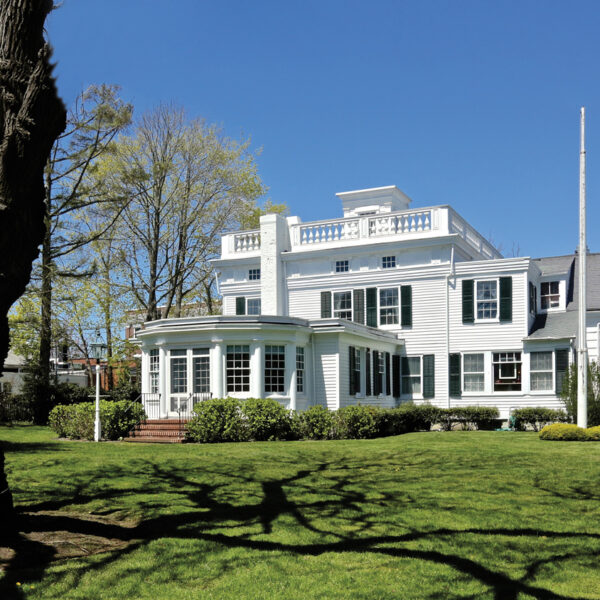 13 Greek Revival-Chic Accents For A Historic Home