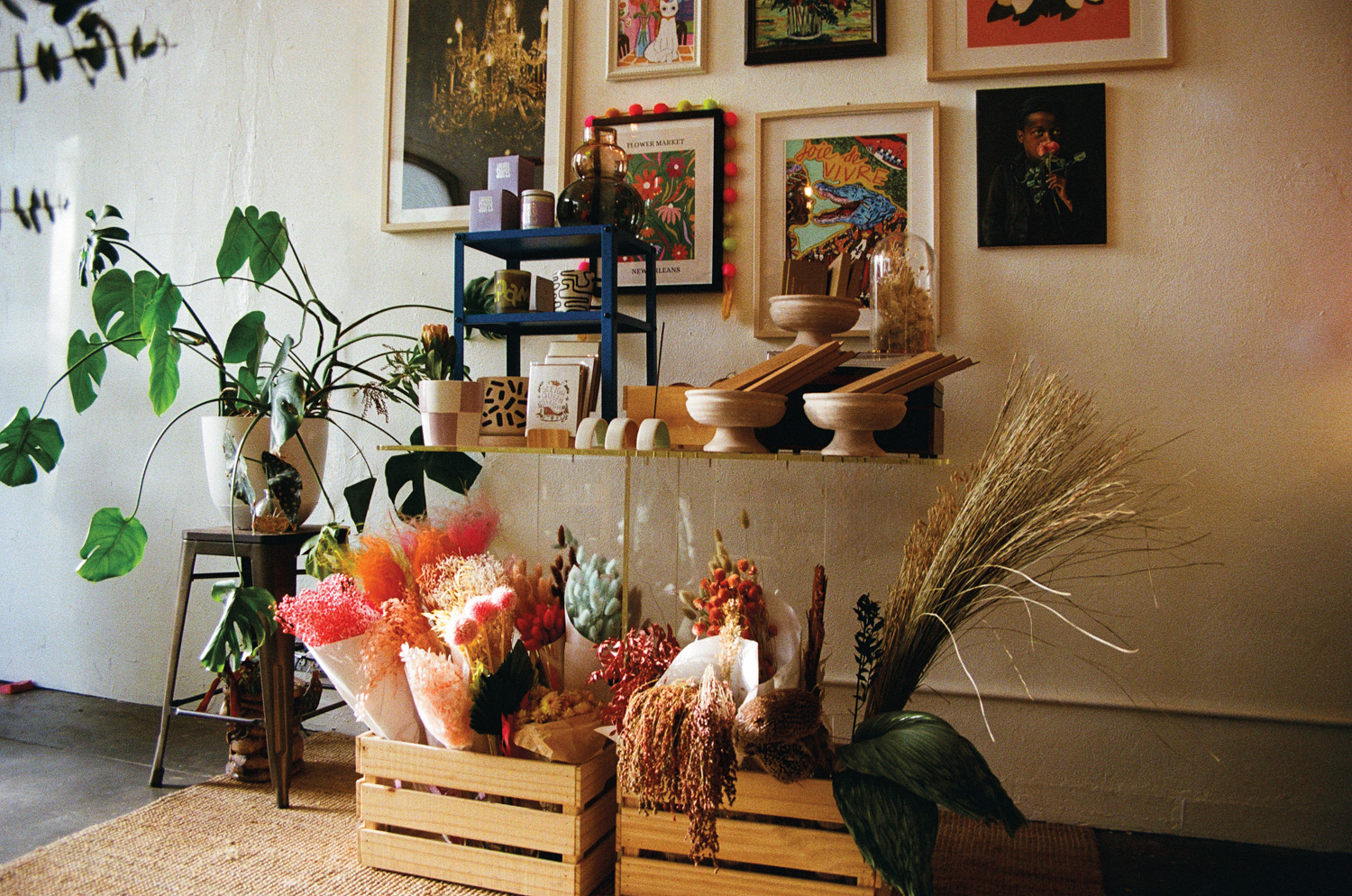 Experience Artistic Blooms + More At This Phoenix Flower Shop