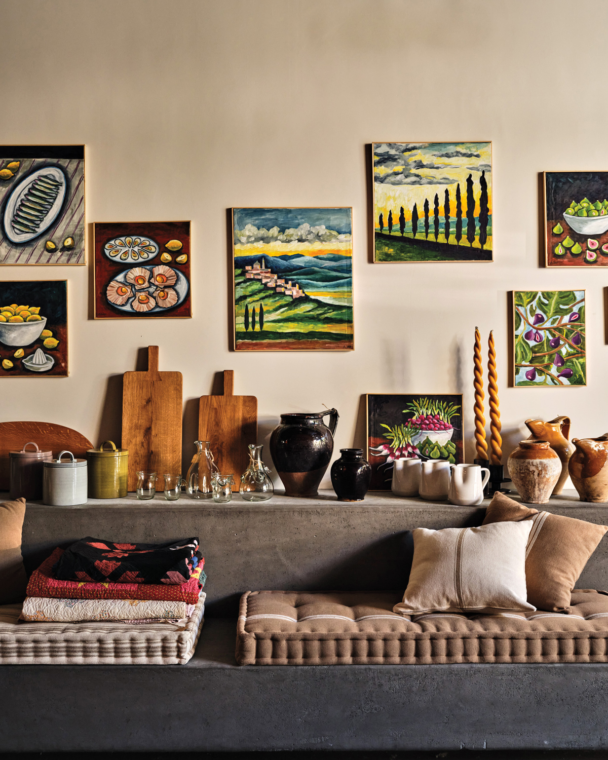 Painted artwork, kitchenware and home decor items on display at il Buco Vita