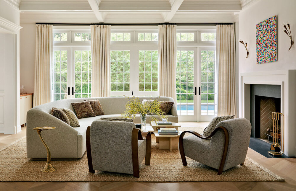 Explore A Swoon-Worthy Beach House In Southampton